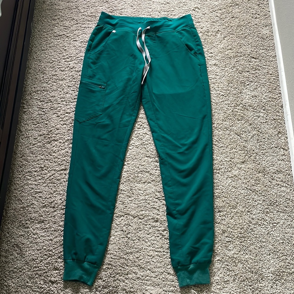 Figs hunter green joggers S/T